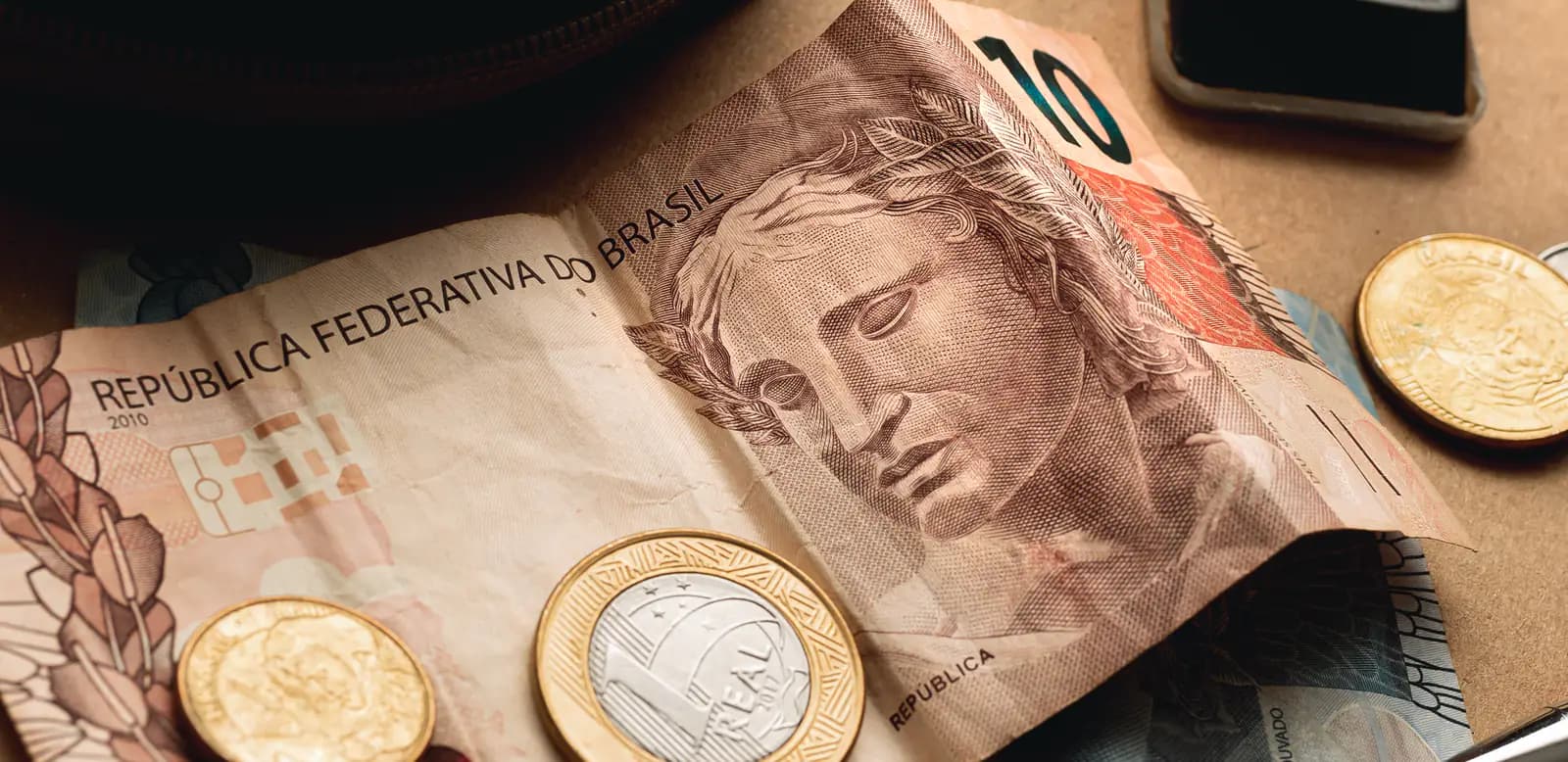 RESTITUIÇÃO DE INSS PARA QUEM TEM MAIS DE UM EMPREGO
